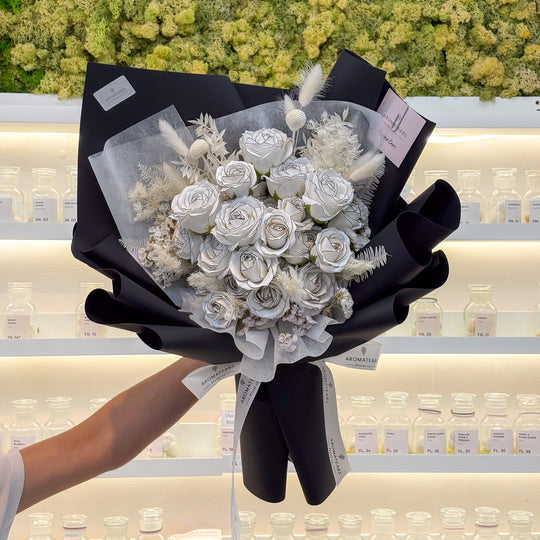 24 Roses - Luxe Collection Soap Bouquet