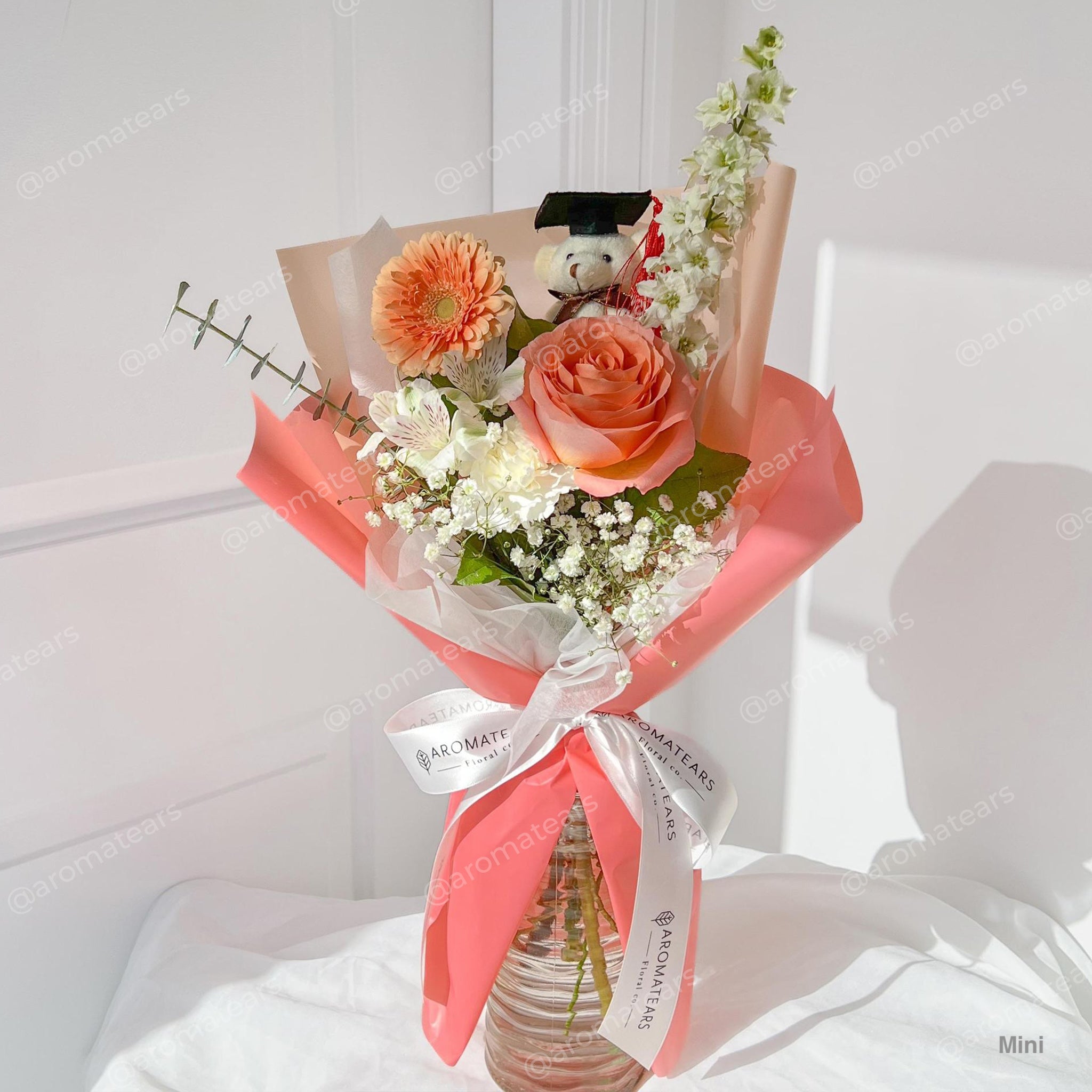 Designer's Choice Simple Mixed Fresh Bouquet