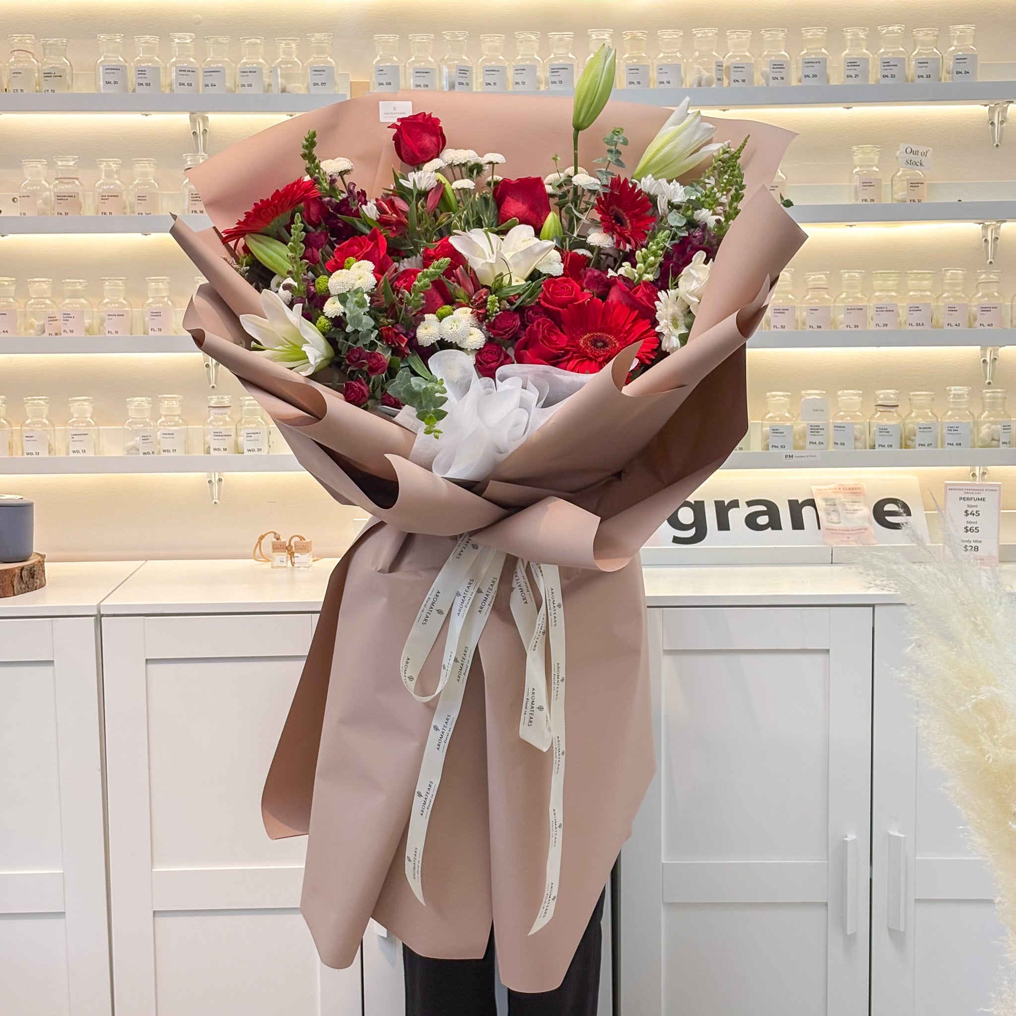 Giant Designer's Choice Fresh Flowers Bouquet