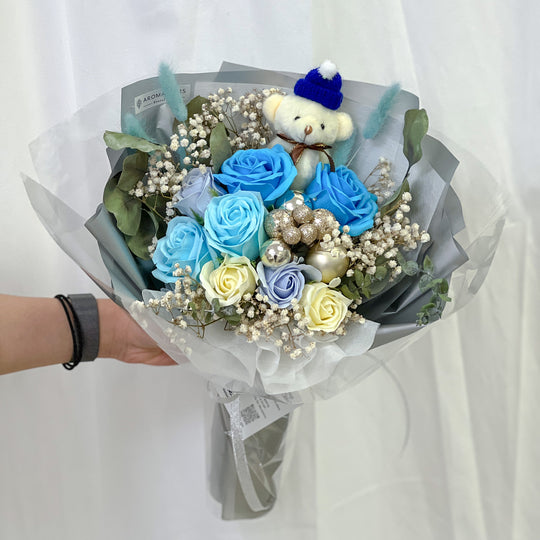 Winter Soap Flowers Bouquet - Medium (Winter/ Santa Bear Included)