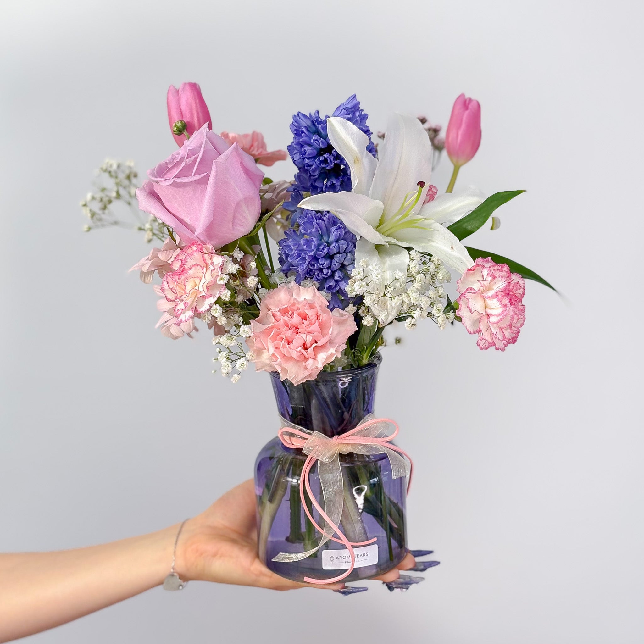 Mother's Day Special Fresh Flower Assortment w/ Vase