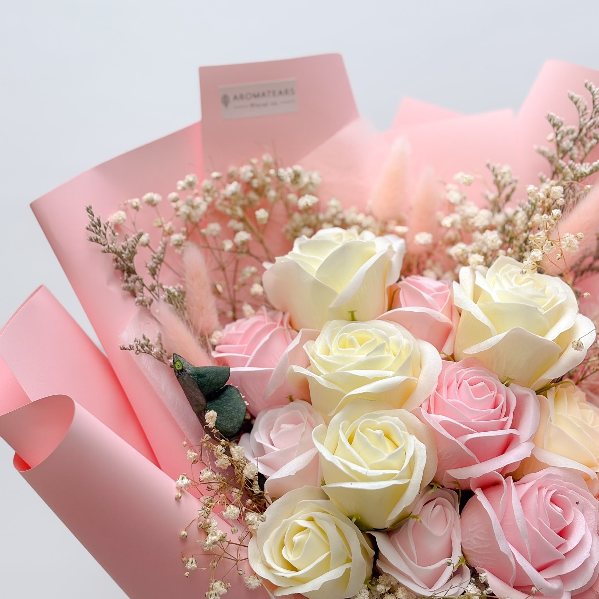 Designer's Choice Soap Roses Bouquet