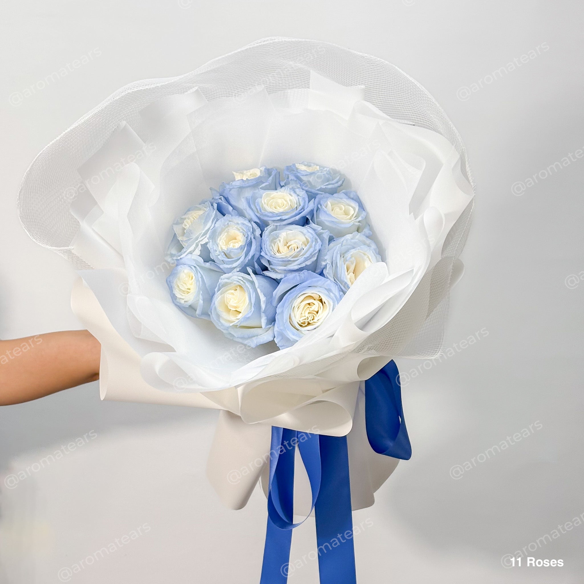Unique Color - Fresh Round Roses Bouquet