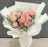 Romantic 12 Fresh Roses Bouquet