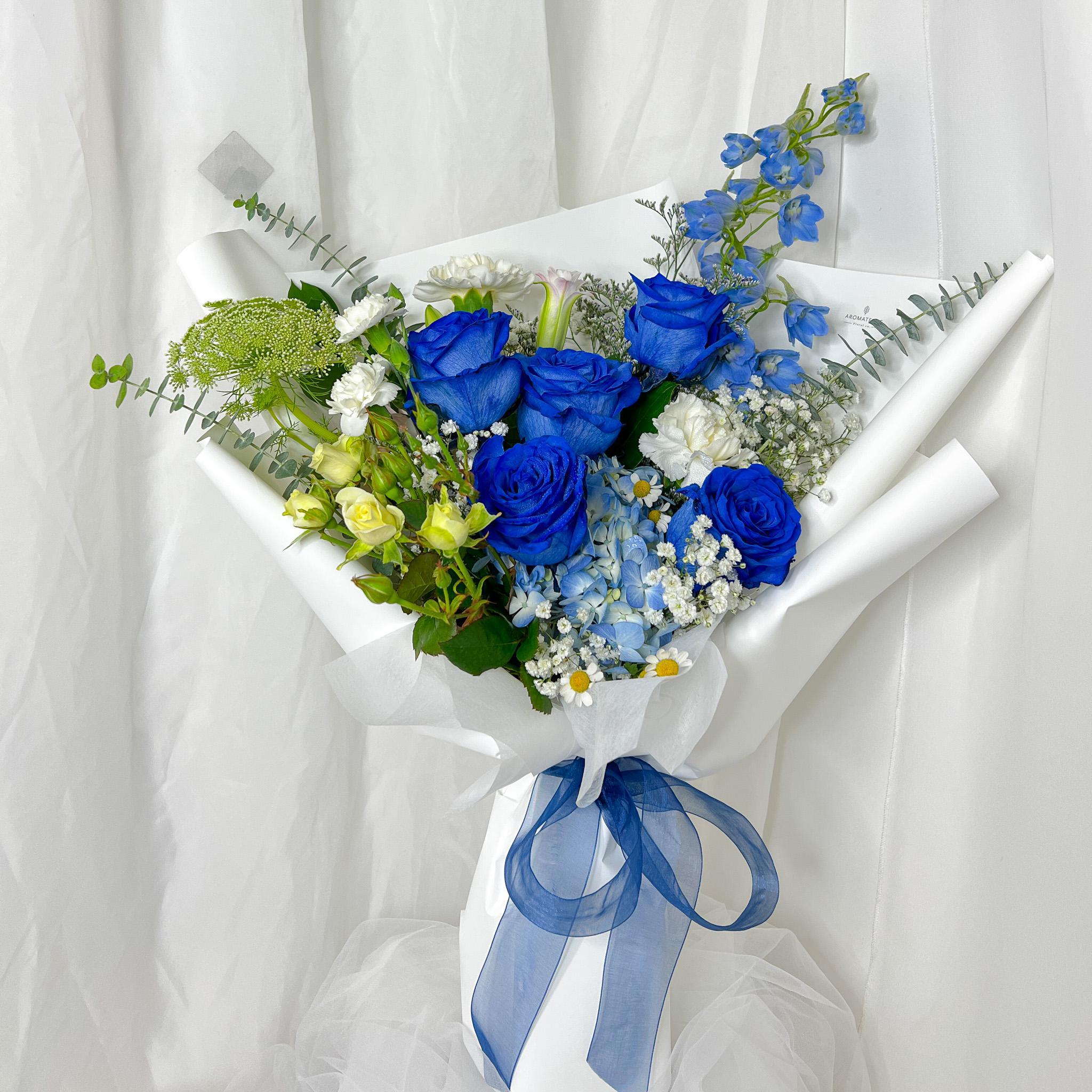 Blue - Designer's Choice Fresh Bouquet - Aromatears flower Designer Choice