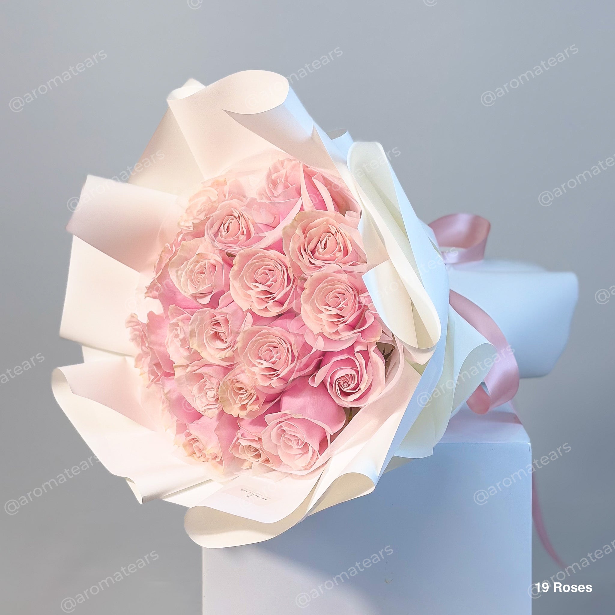 Classic Round Fresh Rose Bouquet