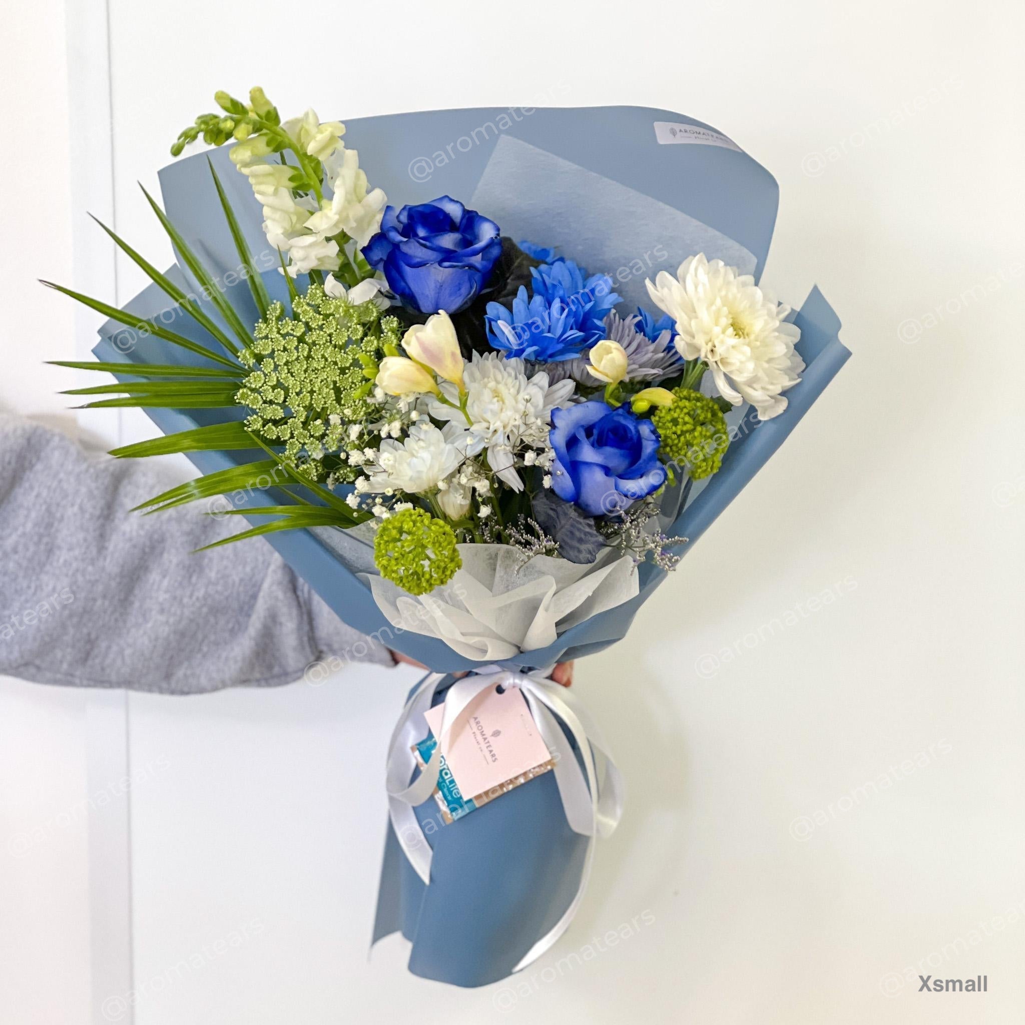 Designer's Choice Simple Mixed Fresh Bouquet