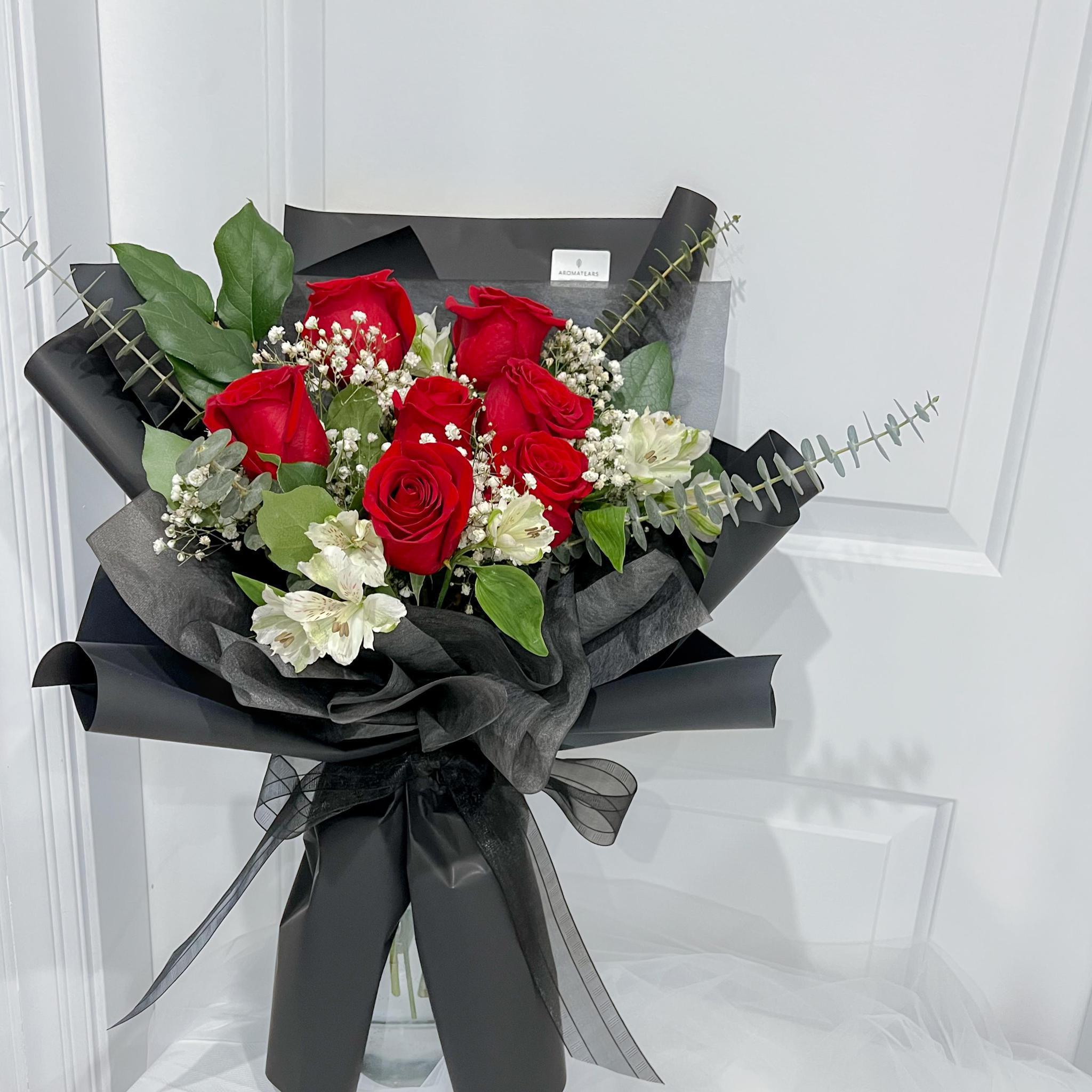 (Limited!) Secret Surprise Designer's Choice Fresh Bouquet - Small