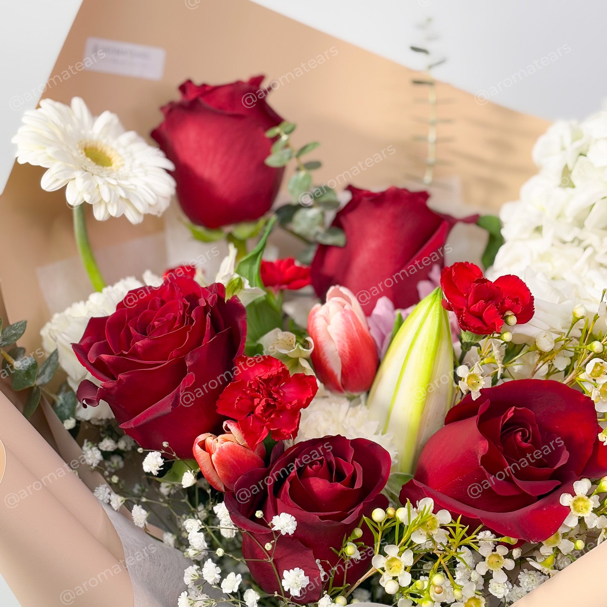 Red Mixed - Designer's Choice Fresh Bouquet