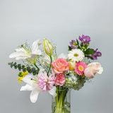 Seasonal Spring Flower Arrangement - Aromatears flower Fresh flowers