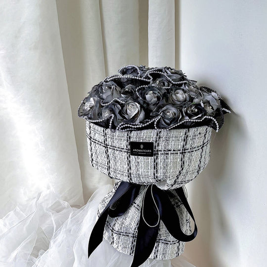 33 Roses - Luxe Collection Soap Round Bouquet