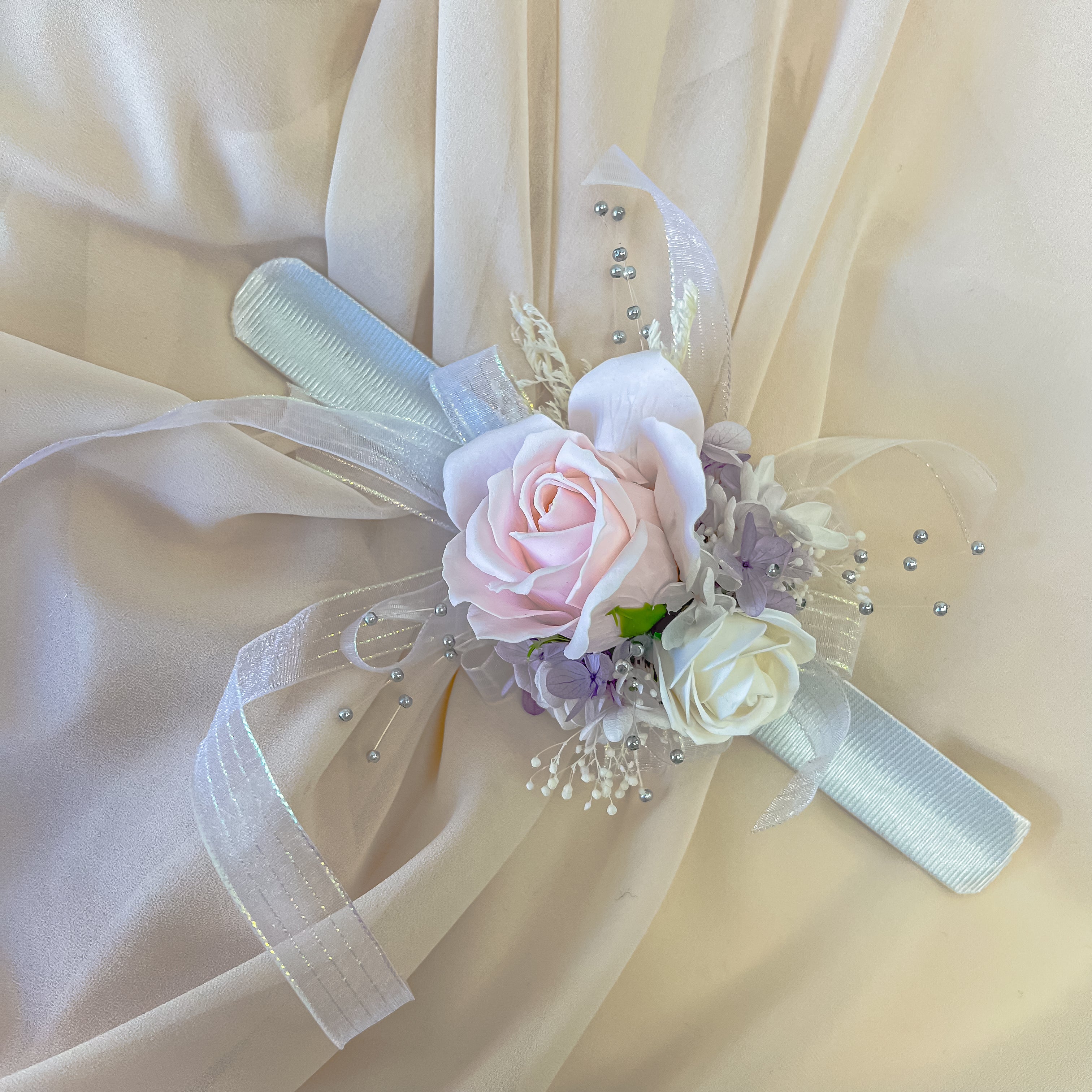 Graduation, Corsage, Wedding, Party, Soap Flower Boutonniere, vancouverflowershop, freshbouquet, fresh, freshflowers vancouver, preservedflower, soapflower, Soap Flower Corsage, prom flower, prom party, 밴쿠버꽃집